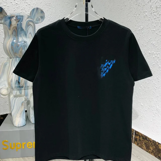 Louis Vuitton Graphic short-sleeve T-shirt product detail image 2