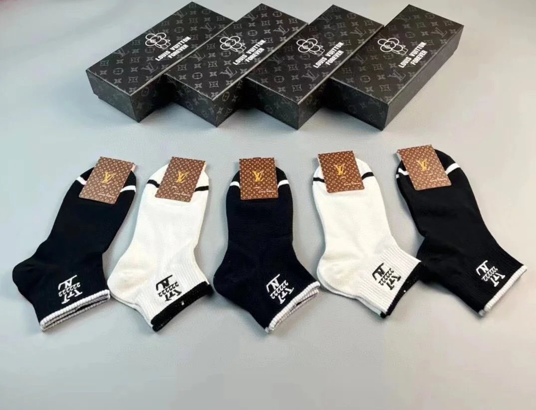Louis Vuitton LV Monogram Embroidered Knee-High Socks Black and White - 14