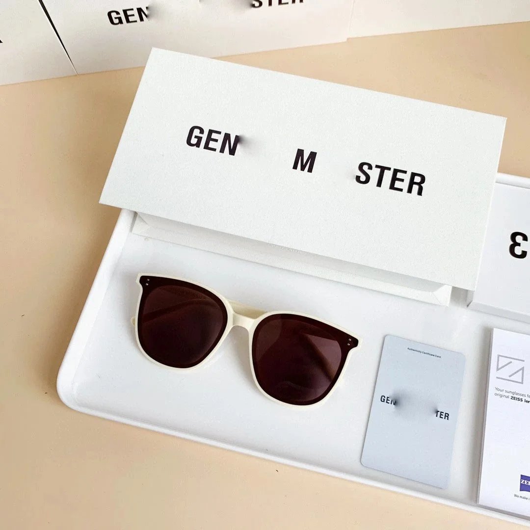 Design Gentle Monster Sunglasses Black Cat-Eye Frame with Gradient Lenses Sunglasses - 16