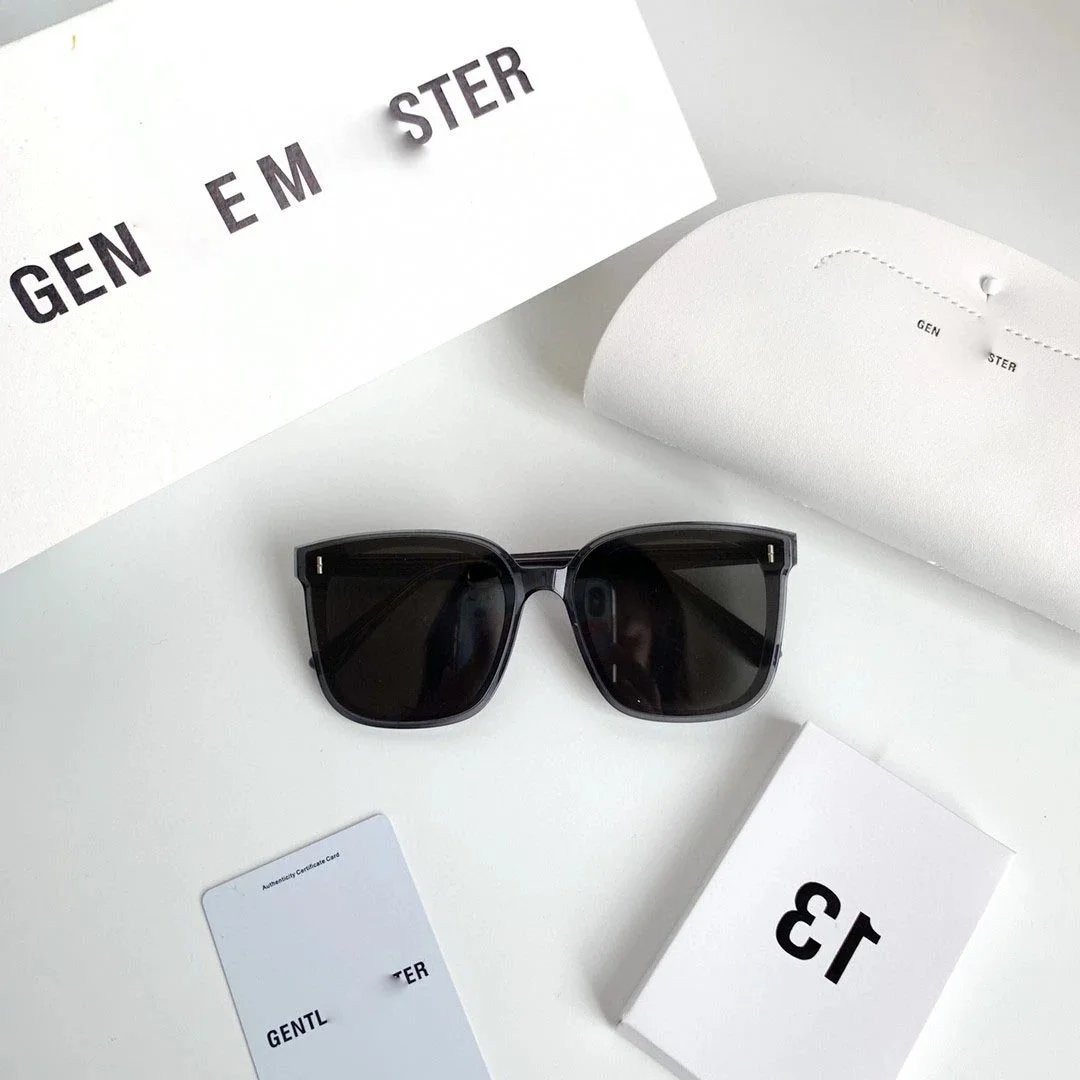 Design Gentle Monster Sunglasses Black Cat-Eye Frame with Gradient Lenses Sunglasses - 14