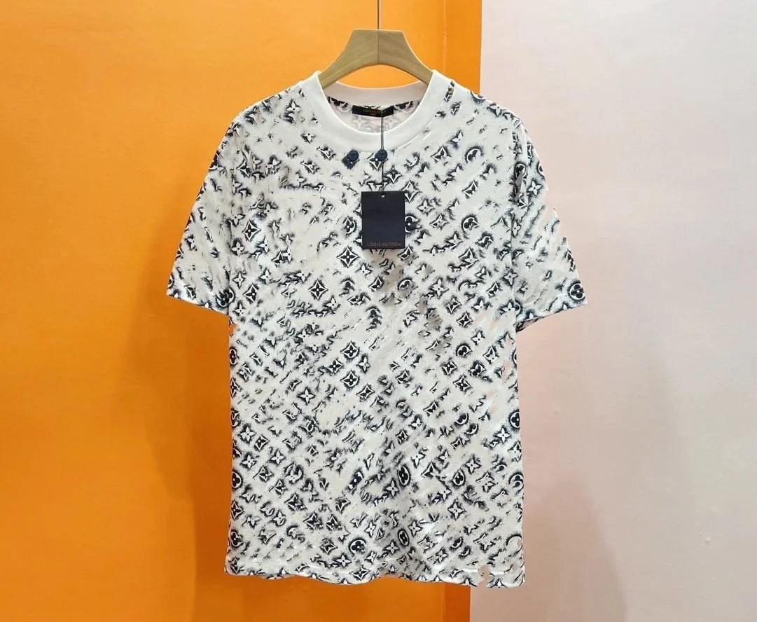Design Cartoon Mouse Graphic Black T-Shirt - 2