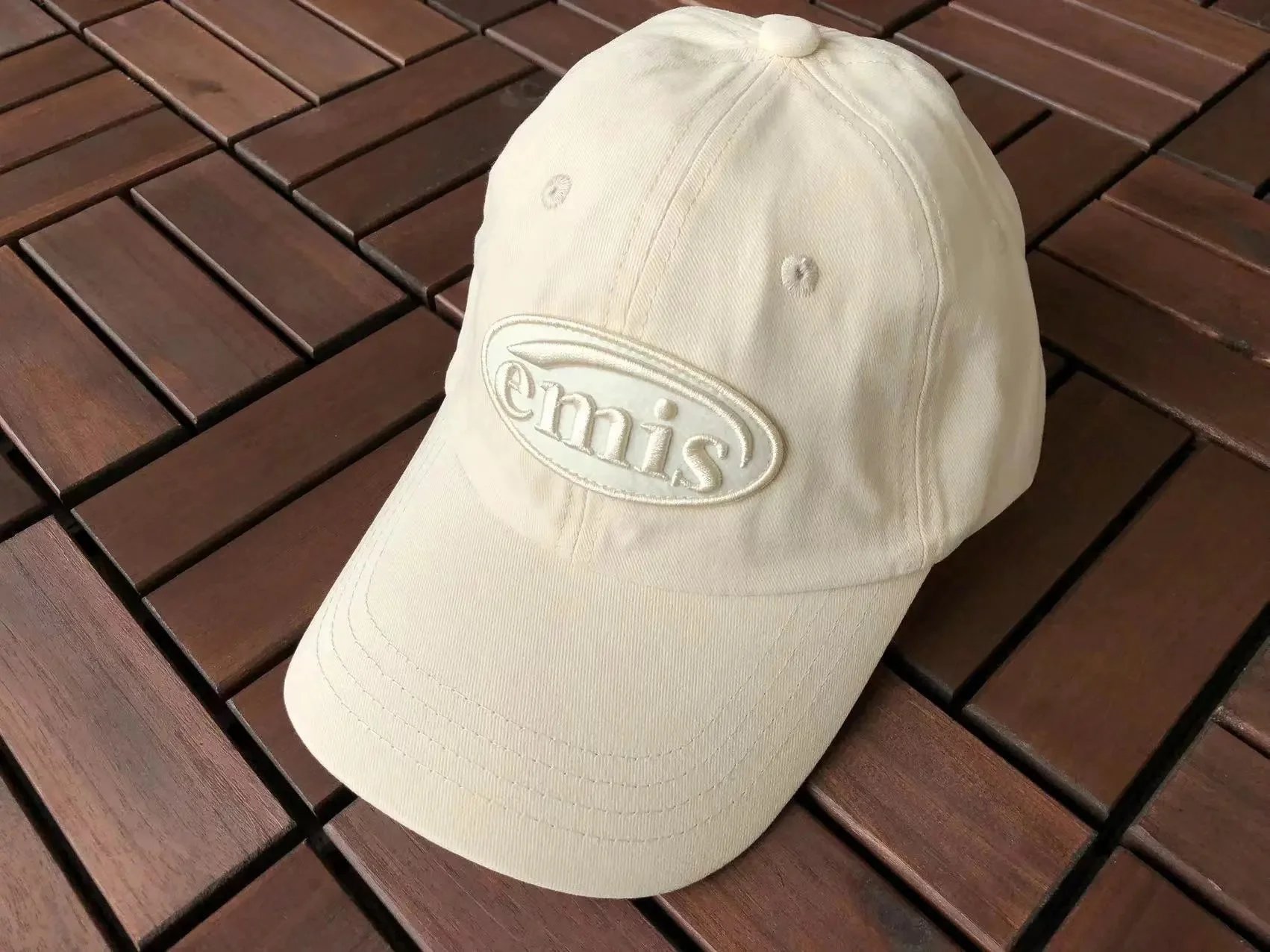 Design Emis Logo Embroidered Baseball Cap White Baseball Cap - 4