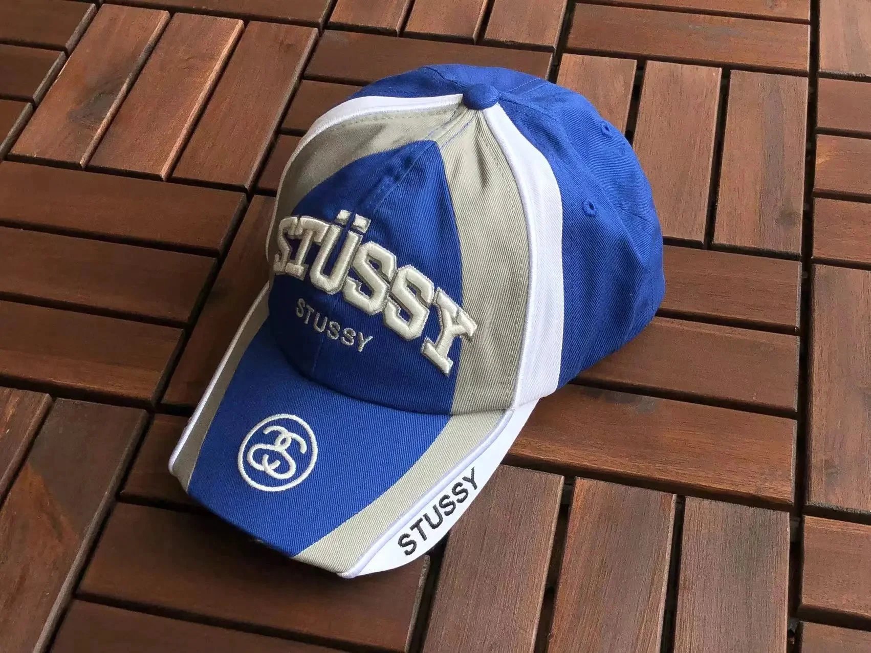 Design Emis Logo Embroidered Baseball Cap White Baseball Cap - 8