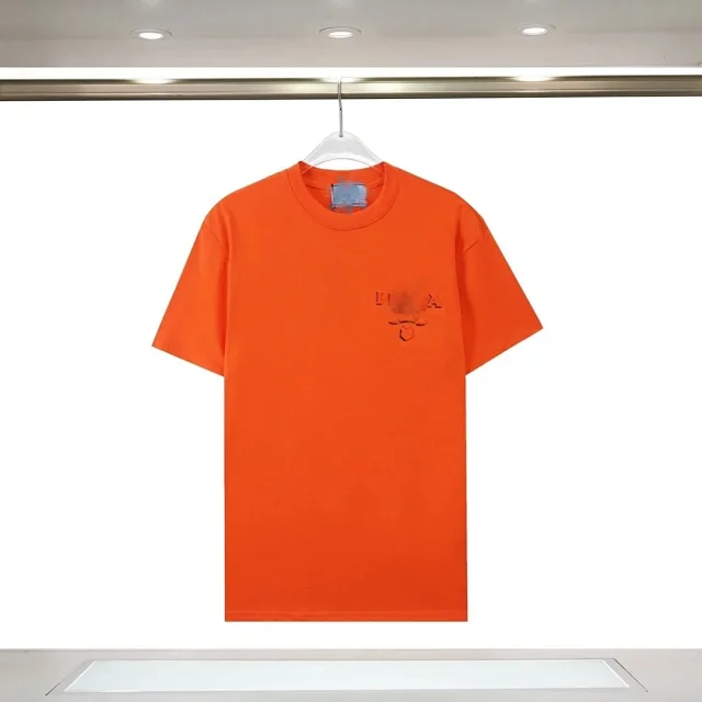 Prada T-Shirts Short-Sleeve Logo Graphic T-Shirt product detail image 26