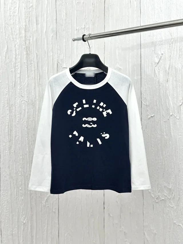 Celine Hoodies & Sweatshirts Embossed Logo Pullover Hoodie product detail image 2