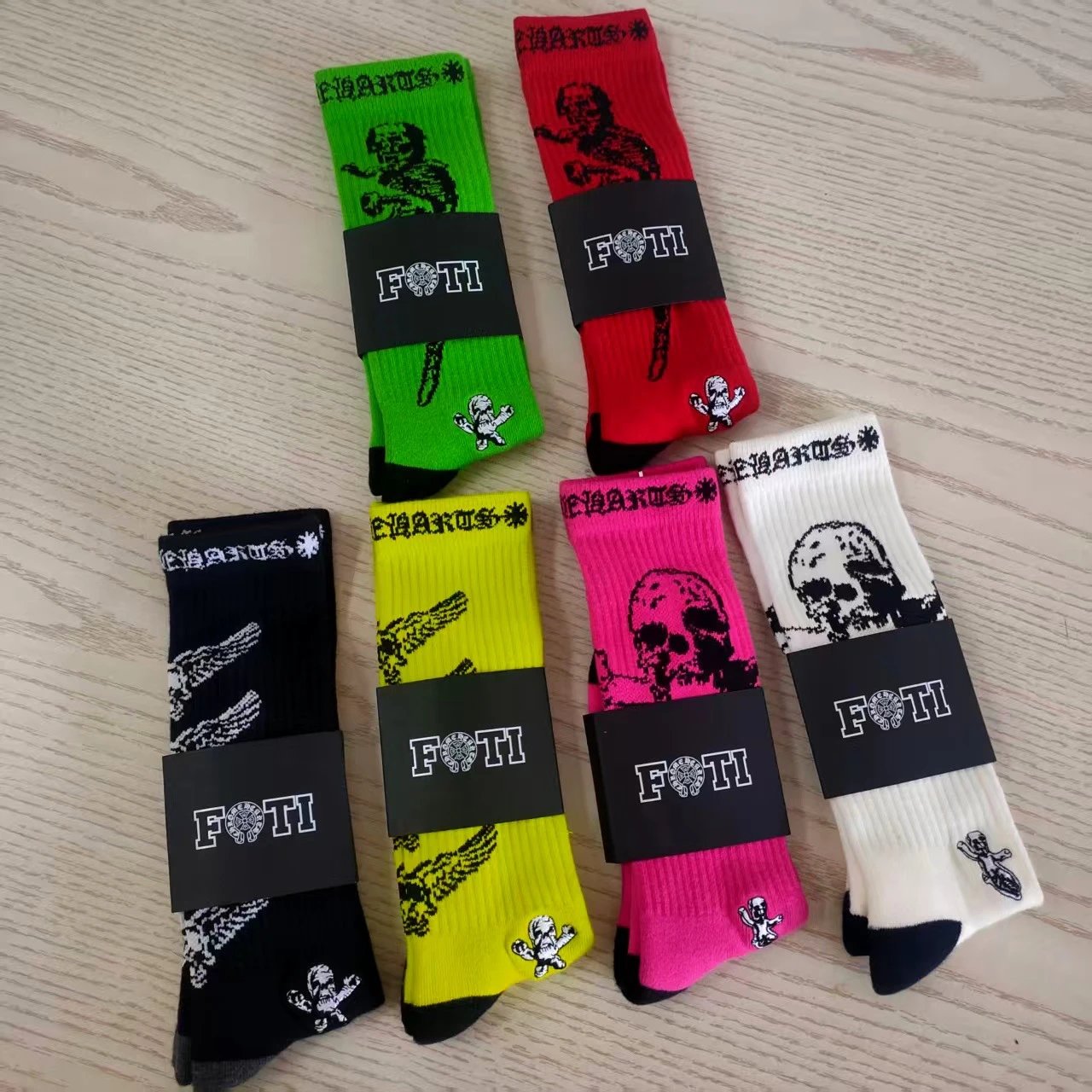 Unisex Mid-Calf Athletic Trendy Socks