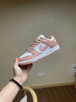 thumbnail for Fashion sneakers (high quality special price support return)