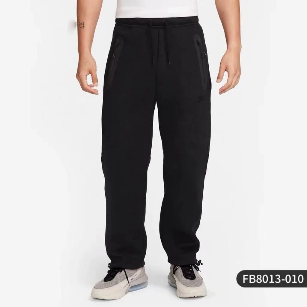8013 Black