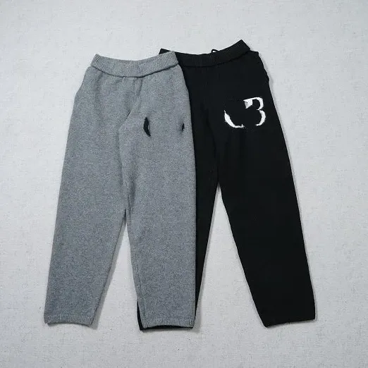 Design Sweatpants Gray and Black with Abstract Logo Print - 1