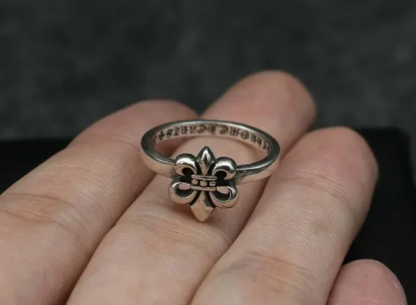 Chrome Hearts Fleur-de-Lis and Cross Rings Silver Jewelry - 3