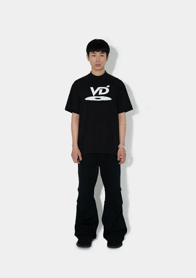 Vuja Dé T-Shirts VD logo print product detail image 11