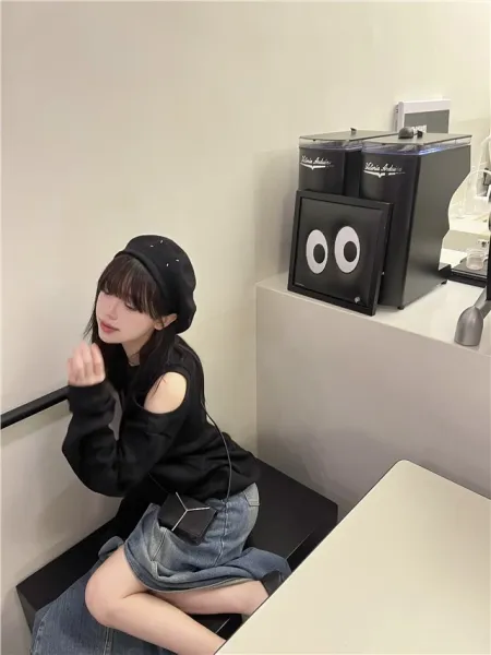 Design Classic Wool Beret Black Hat Hats - 11