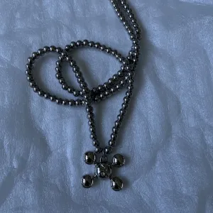 Design Hematite Bead Necklace with Cross Pendant Jewelry
