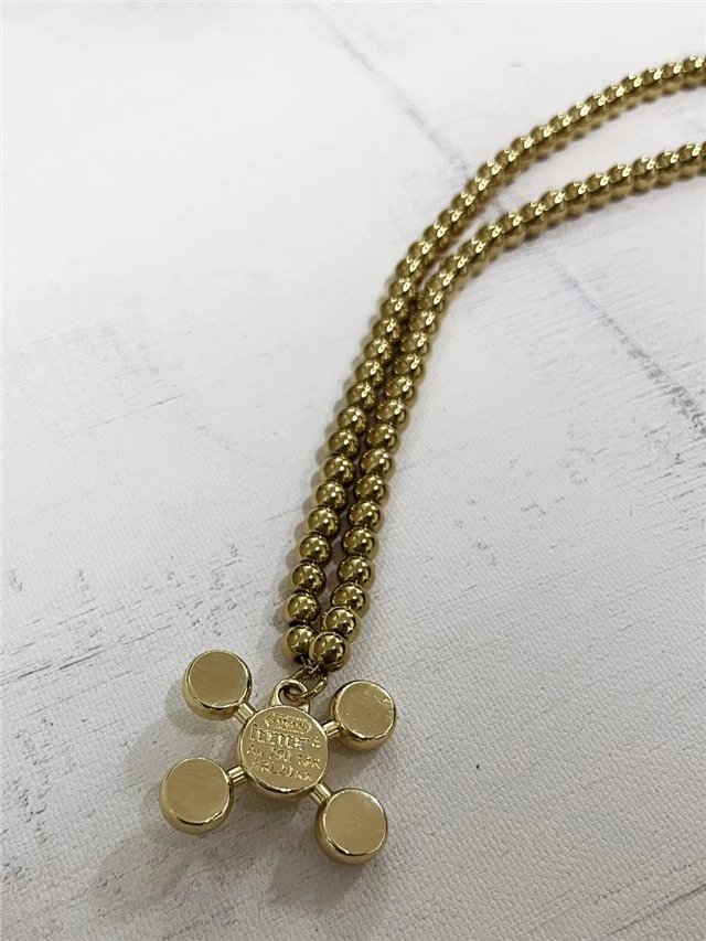 FRED XOXO Charm Yellow Gold Diamond Pendant Jewelry - 17