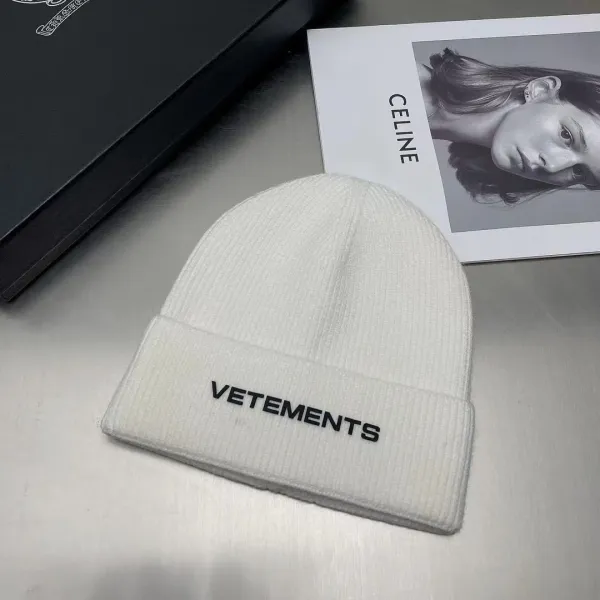 Vetements Logo Beanie Black - 7