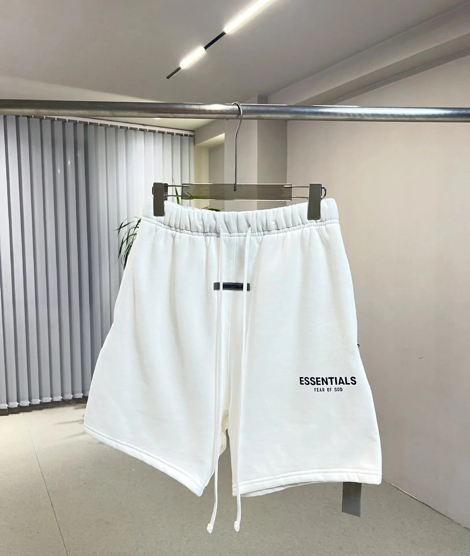 [504 Padded M5] White