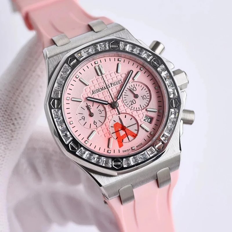 Watch from Three-legged