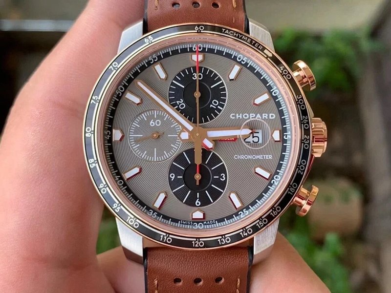 Watch from Three-legged