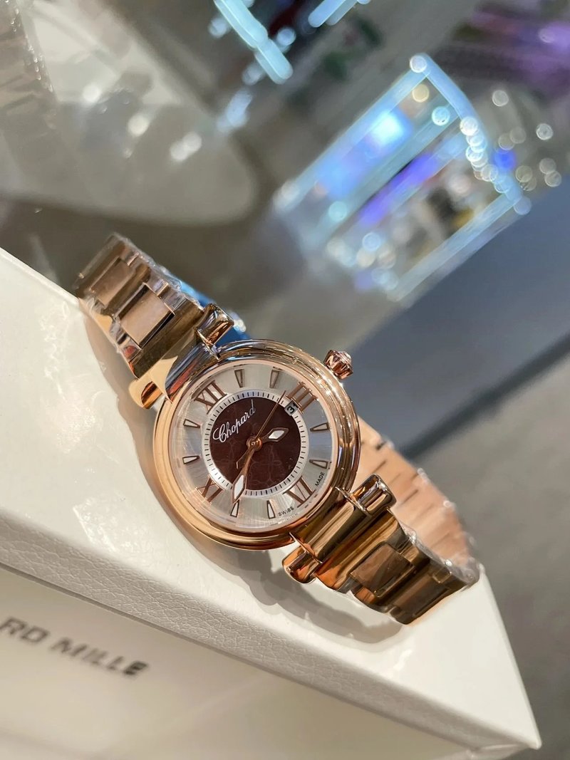 Watch from Three-legged