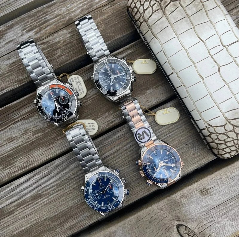 Watch from Three-legged