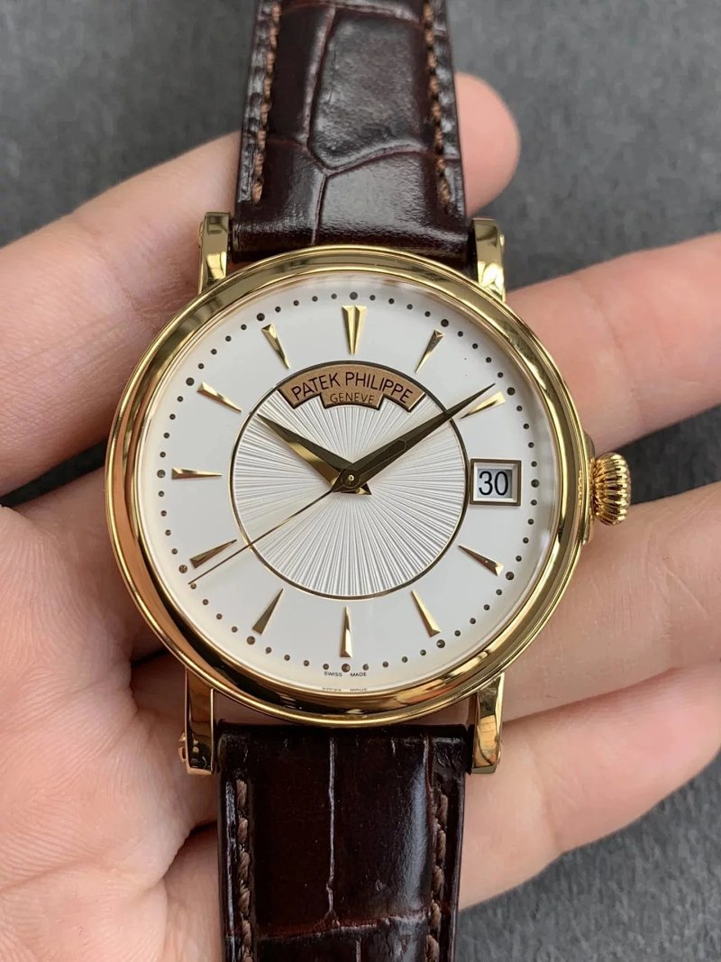 Watch from Three-legged