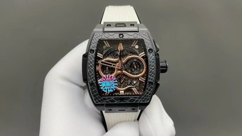 Watch from Three-legged