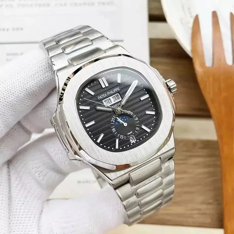 Watch from Three-legged