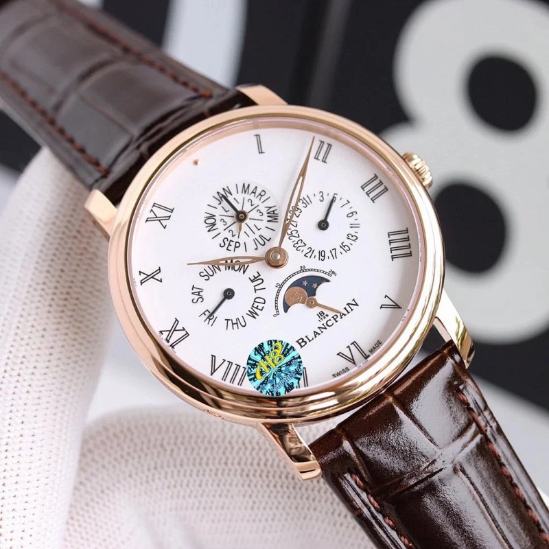 Watch from Three-legged