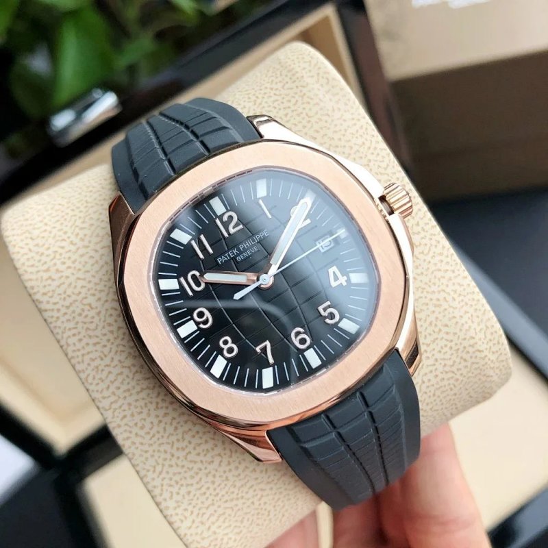 Watch from Three-legged