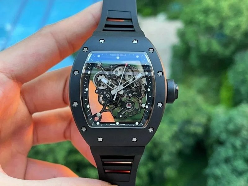 Watch from Three-legged