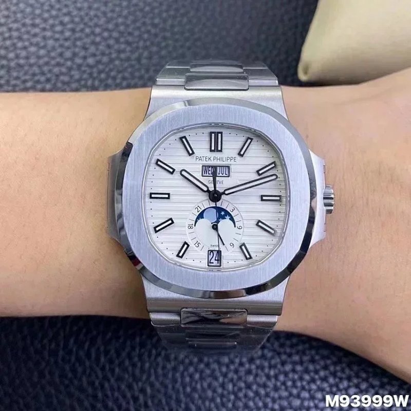 Watch from Three-legged