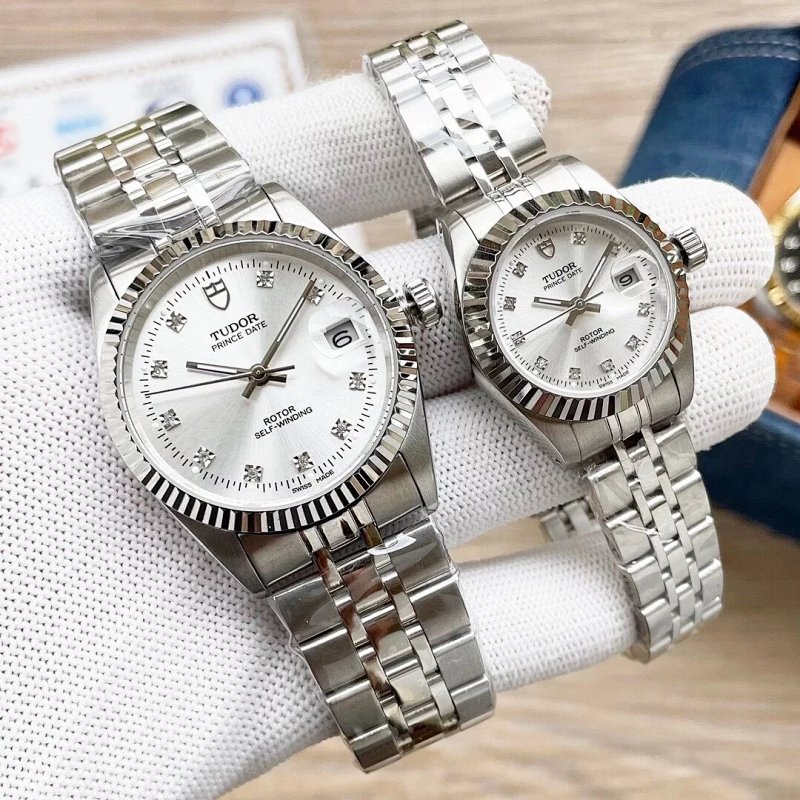 Watch from Three-legged