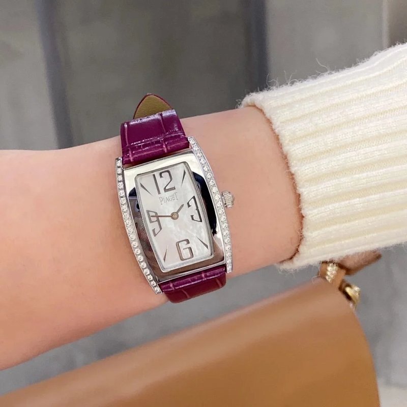 Watch from Three-legged