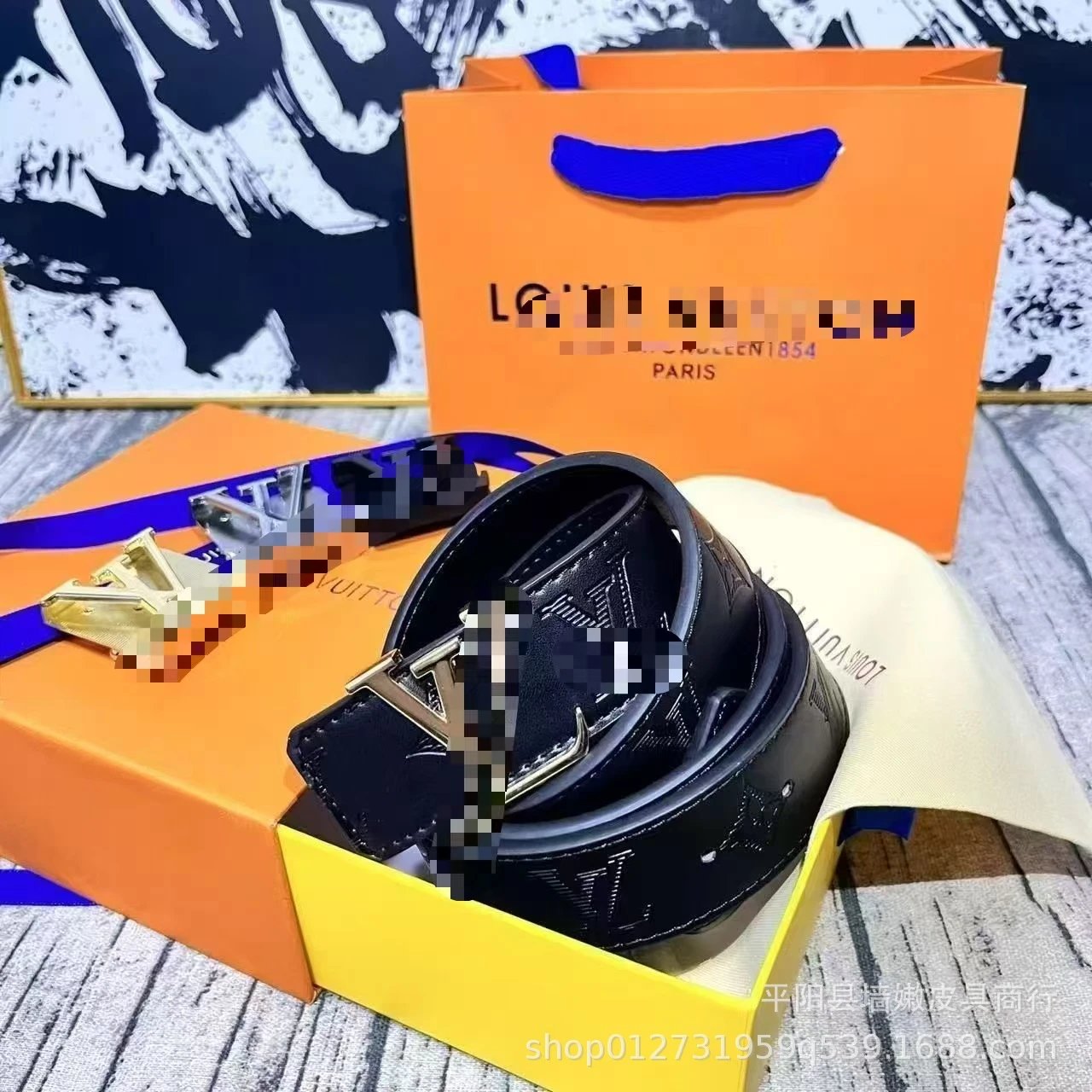 黑色压大花金扣