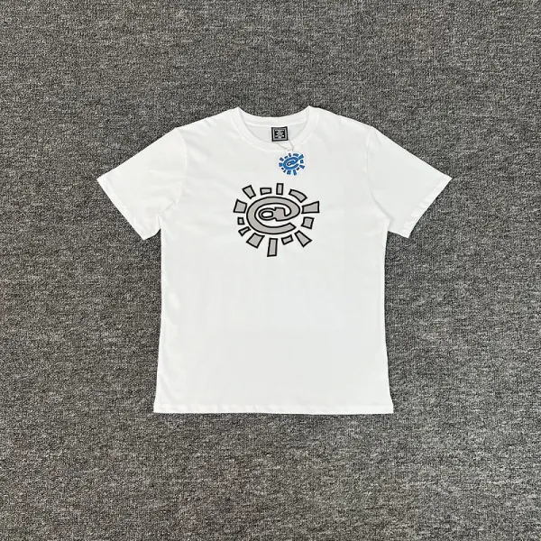 Design Graffiti Script Print Black T-Shirt - 42