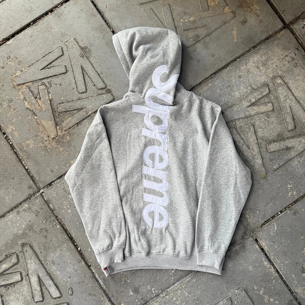 Supreme Hoodies & Sweatshirts Logo Hoodie with Contrast Stitching — Gray/Large-Label Sweatshirt