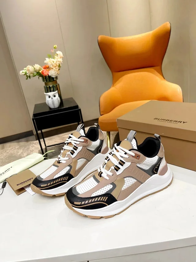 Burberry Sneakers Check-pattern product detail image 4