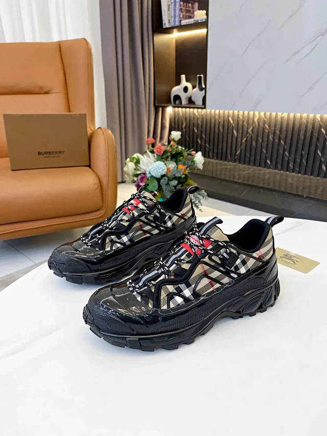 Burberry Sneakers Check-pattern product detail image 10