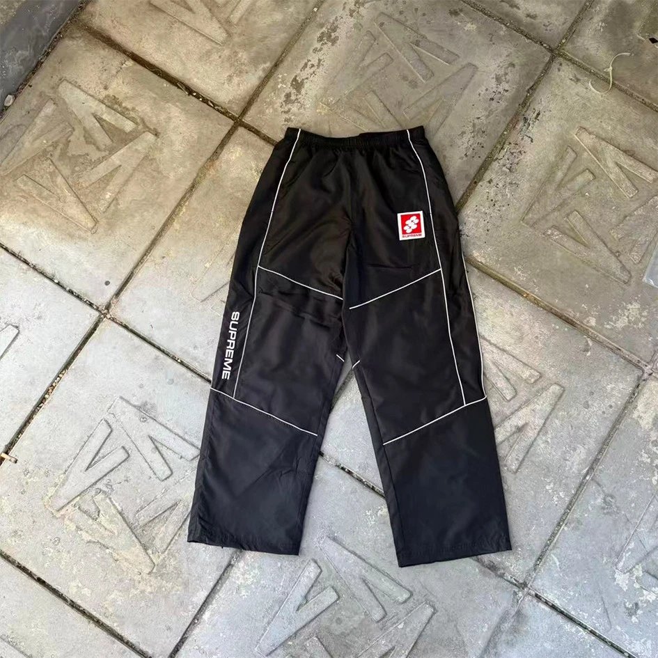 Supreme Hoodies & Sweatshirts Logo Hoodie with Contrast Stitching — Black/Badge Pants