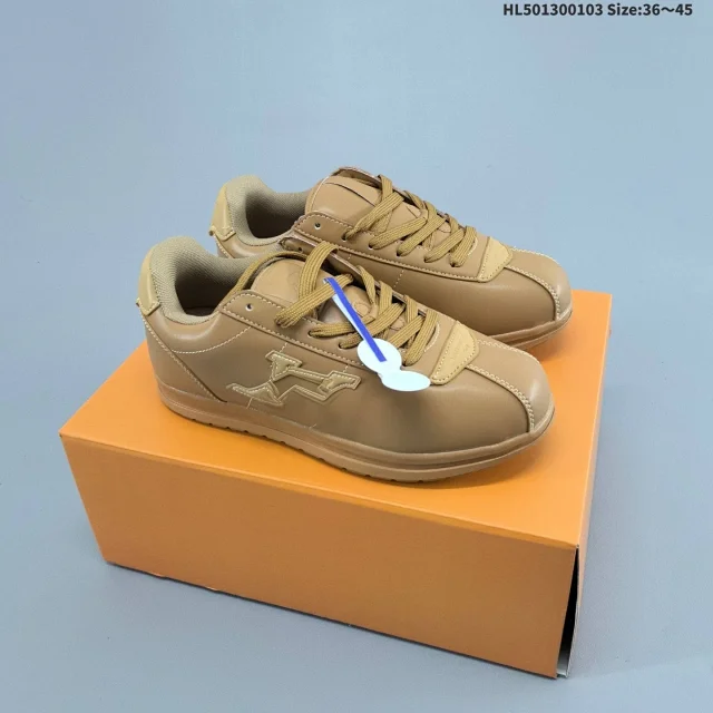 Louis Vuitton Sneakers Low-Top Lace-Up product detail image 4