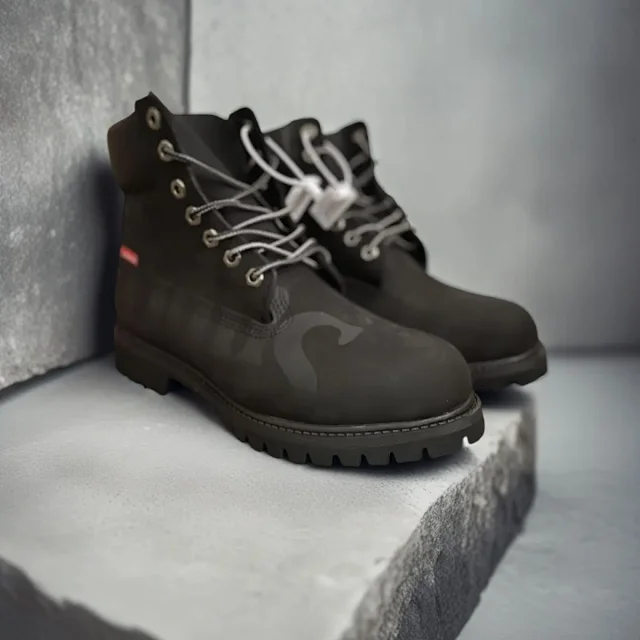 Timberland Boots High-Top Lug-Sole with Graphic Logos product detail image 4