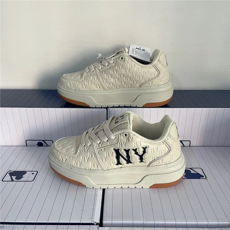 MLB Sneakers Low-Top Platform with NY Logo — Rice brown