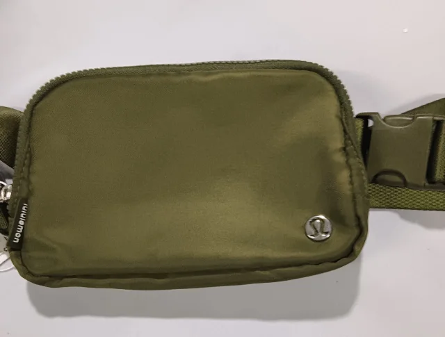 Lululemon Crossbody Bags Nylon Belt Bag product detail image 15