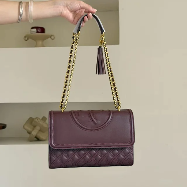 Tory Burch Shoulder Bags Quilted flap bag with chain strap and tassel product detail image 3