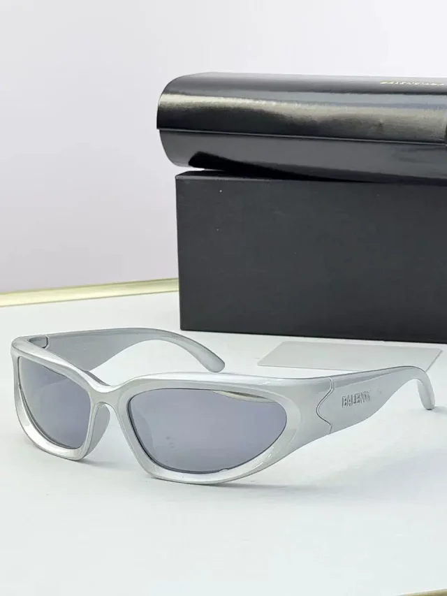 Unbranded Eyewear BB 0157 wraparound sunglasses product detail image 3