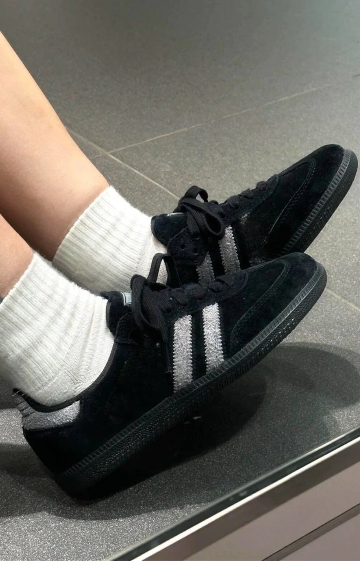 adidas Sneakers Samba low-top with three-stripe side design — Pure original version-7