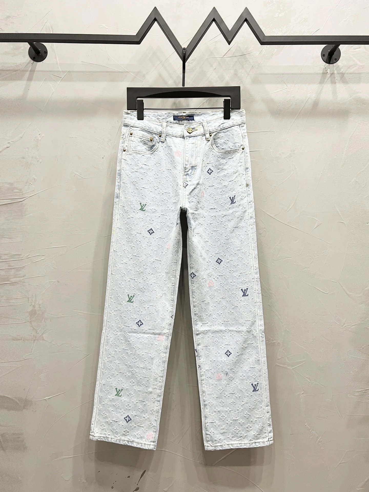 Louis Vuitton Patterned Denim Jeans — M899