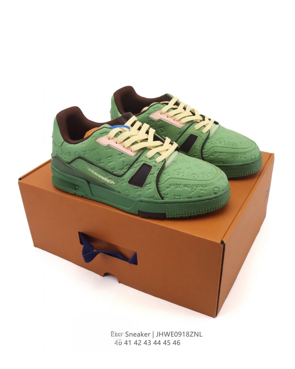 Louis Vuitton Sneakers Low-Top Lace-Up — 34