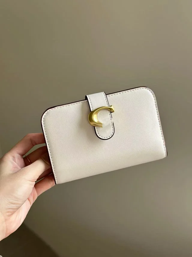 Unbranded Wallets & Card Holders Compact wallet with gold-tone C-shaped buckle product detail image 5