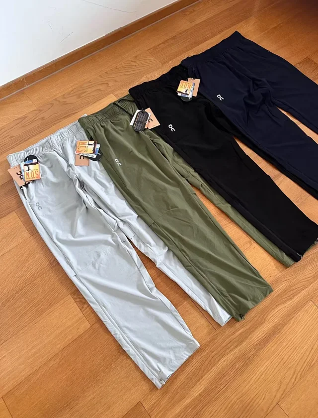 On Trousers Elastic-Waist Running with Reflective Knee Strips product detail image 8